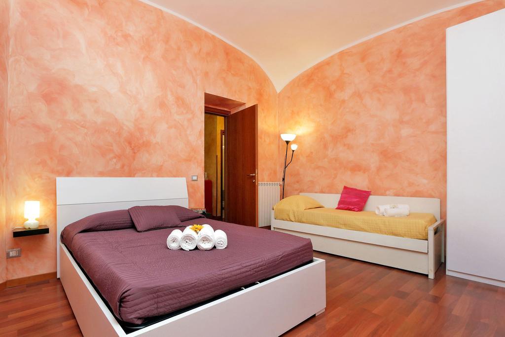 Апартаменты Lucky Domus Esquilino Рим Номер фото