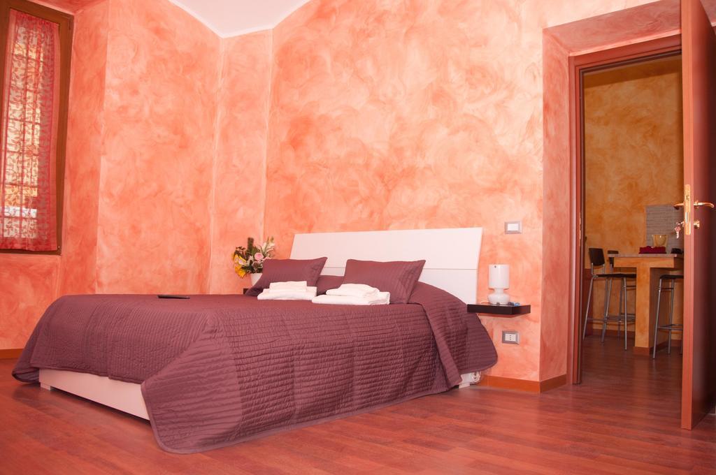 Апартаменты Lucky Domus Esquilino Рим Номер фото