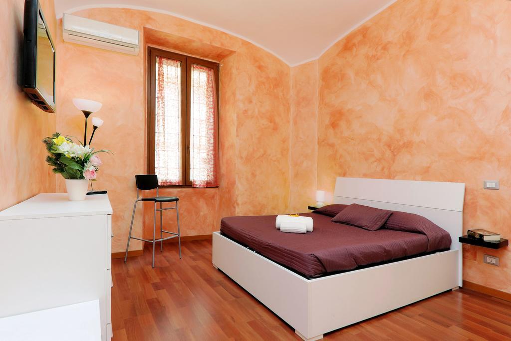 Апартаменты Lucky Domus Esquilino Рим Номер фото